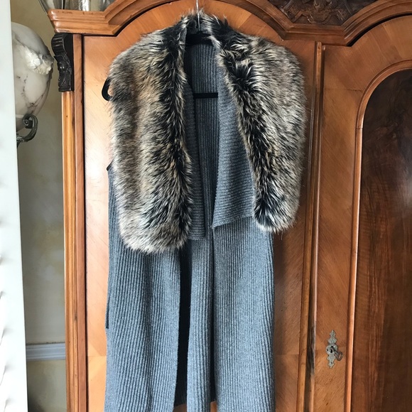 Splendid vest sweater faux fur button collar side pockets - Picture 2 of 4
